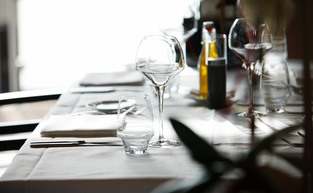 Gedeckte Tische im Wallberg Restaurant